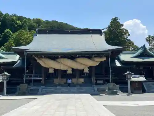 宮地嶽神社の{uncategorized: "未分類", other: "その他", undefined: "問題あり", building: "その他建物", grave: "お墓", sacred_gate: "鳥居", guardian: "狛犬", statue: "像", buddha: "仏像", history: "歴史", nature: "自然", garden: "庭園", animal: "動物", pagoda: "塔", temizu: "手水舎", mountain_gate: "山門・神門", sanctuary: "本殿・本堂", subordinate: "末社・摂社", art: "芸術", scenery: "景色", jizo: "地蔵", ema: "絵馬", goshuin: "御朱印", omikuji: "おみくじ", items: "授与品その他", amulet: "お守り", goshuincho: "御朱印帳", eats: "食事", festival: "お祭り", votive_dance: "神楽", shichigosan: "七五三参", wedding: "結婚式", experience: "体験その他", initially: "初詣", around: "周辺", anti_infection: "感染症対策"}