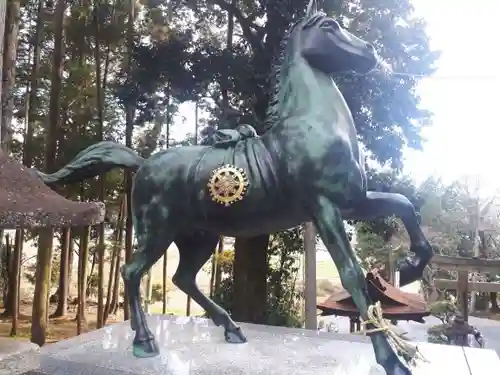 天之御中主尊神社の像