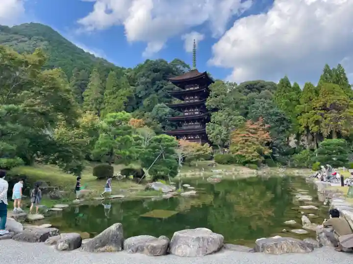 瑠璃光寺の庭園