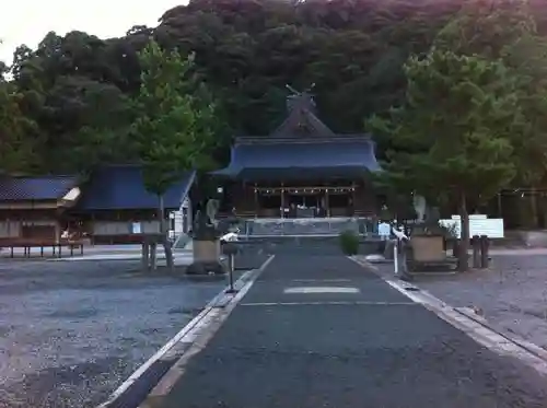 石見国一宮　物部神社の本殿