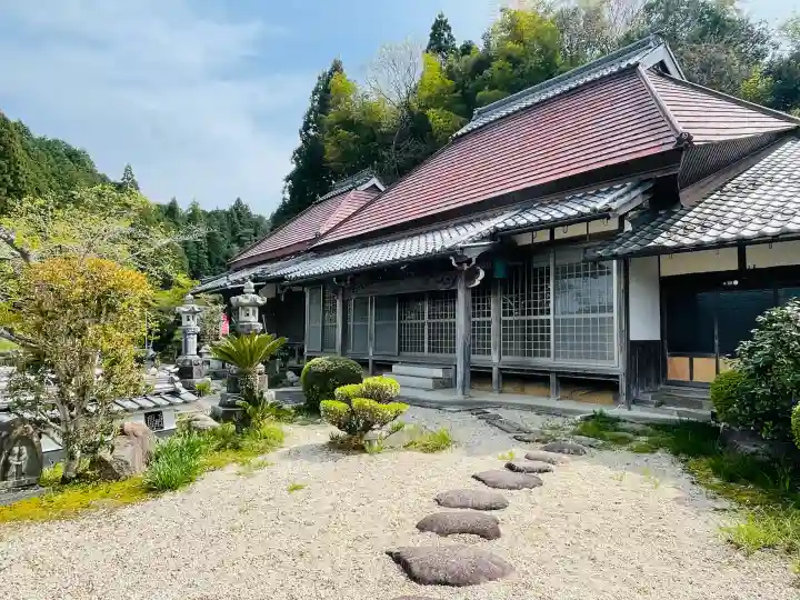 福竜寺の{uncategorized: "未分類", other: "その他", undefined: "問題あり", building: "その他建物", grave: "お墓", sacred_gate: "鳥居", guardian: "狛犬", statue: "像", buddha: "仏像", history: "歴史", nature: "自然", garden: "庭園", animal: "動物", pagoda: "塔", temizu: "手水舎", mountain_gate: "山門・神門", sanctuary: "本殿・本堂", subordinate: "末社・摂社", art: "芸術", scenery: "景色", jizo: "地蔵", ema: "絵馬", goshuin: "御朱印", omikuji: "おみくじ", items: "授与品その他", amulet: "お守り", goshuincho: "御朱印帳", eats: "食事", festival: "お祭り", votive_dance: "神楽", shichigosan: "七五三参", wedding: "結婚式", experience: "体験その他", initially: "初詣", around: "周辺", anti_infection: "感染症対策"}