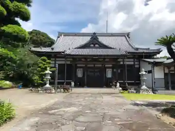 官長寺の本殿・本堂