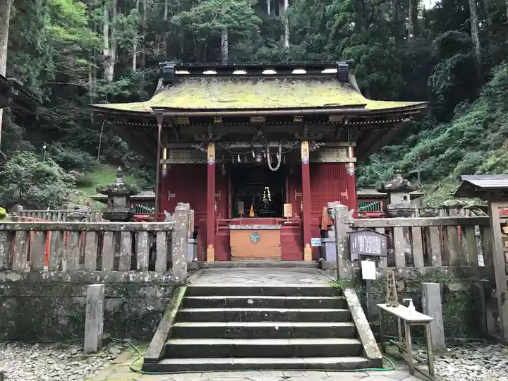 鳳来山東照宮の本殿・本堂
