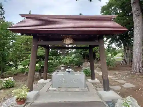 仁木神社の手水舎