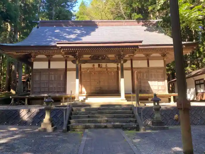 熊野神社の本殿