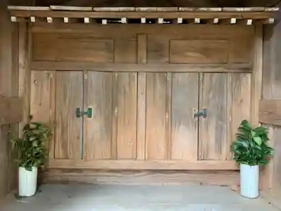 日枝・津嶋神社の本殿・本堂