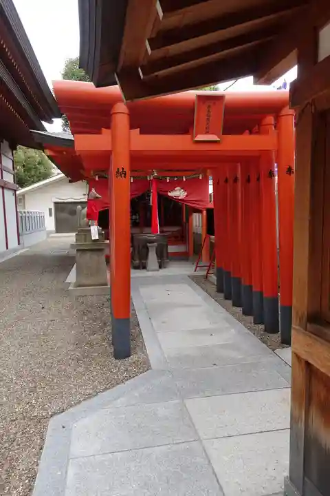 柳原蛭子神社(柳原えびす神社)の末社・摂社