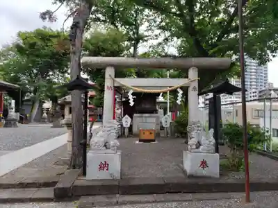 （芝生）浅間神社の末社・摂社