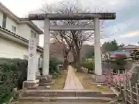 中氷川神社の鳥居