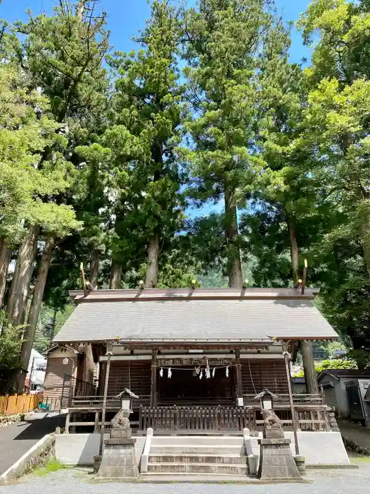 奥氷川神社の本殿・本堂