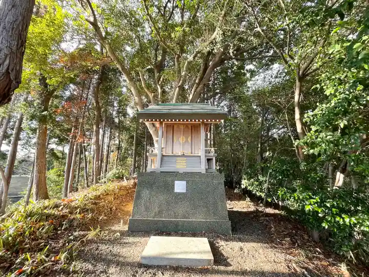 高塚池 弁財天の社の末社・摂社