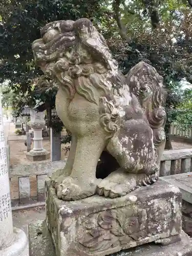 額神社の狛犬