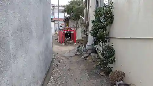 あづま稲荷の鳥居