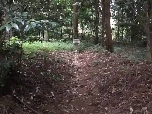 阿弥神社の末社