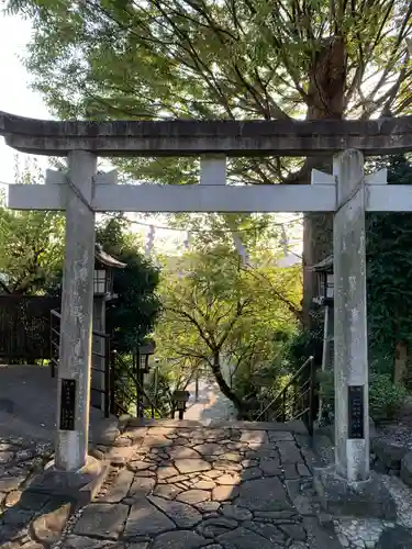 新羽杉山神社の鳥居