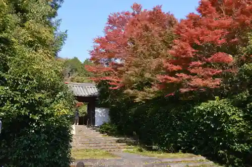 興福院の山門・神門