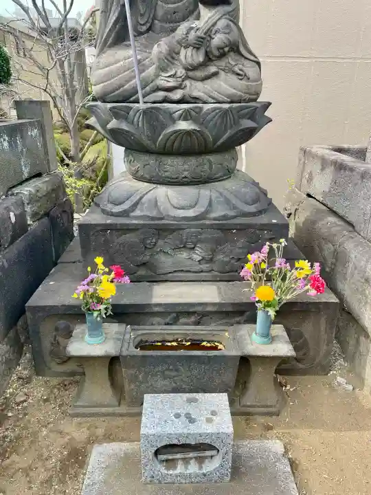 養国寺の{uncategorized: "未分類", other: "その他", undefined: "問題あり", building: "その他建物", grave: "お墓", sacred_gate: "鳥居", guardian: "狛犬", statue: "像", buddha: "仏像", history: "歴史", nature: "自然", garden: "庭園", animal: "動物", pagoda: "塔", temizu: "手水舎", mountain_gate: "山門・神門", sanctuary: "本殿・本堂", subordinate: "末社・摂社", art: "芸術", scenery: "景色", jizo: "地蔵", ema: "絵馬", goshuin: "御朱印", omikuji: "おみくじ", items: "授与品その他", amulet: "お守り", goshuincho: "御朱印帳", eats: "食事", festival: "お祭り", votive_dance: "神楽", shichigosan: "七五三参", wedding: "結婚式", experience: "体験その他", initially: "初詣", around: "周辺", anti_infection: "感染症対策"}