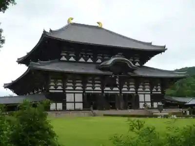 東大寺の本殿・本堂