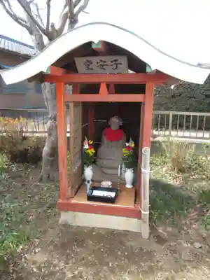 中里薬師堂の地蔵