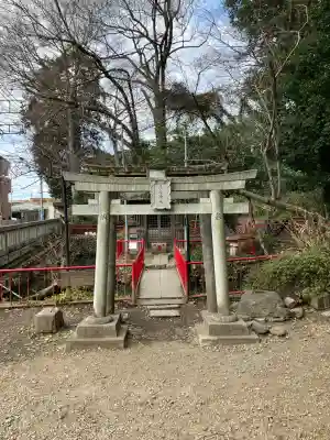 谷保天満宮の{uncategorized: "未分類", other: "その他", undefined: "問題あり", building: "その他建物", grave: "お墓", sacred_gate: "鳥居", guardian: "狛犬", statue: "像", buddha: "仏像", history: "歴史", nature: "自然", garden: "庭園", animal: "動物", pagoda: "塔", temizu: "手水舎", mountain_gate: "山門・神門", sanctuary: "本殿・本堂", subordinate: "末社・摂社", art: "芸術", scenery: "景色", jizo: "地蔵", ema: "絵馬", goshuin: "御朱印", omikuji: "おみくじ", items: "授与品その他", amulet: "お守り", goshuincho: "御朱印帳", eats: "食事", festival: "お祭り", votive_dance: "神楽", shichigosan: "七五三参", wedding: "結婚式", experience: "体験その他", initially: "初詣", around: "周辺", anti_infection: "感染症対策"}