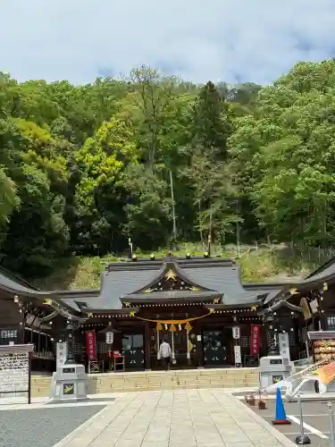 福島縣護國神社の{uncategorized: "未分類", other: "その他", undefined: "問題あり", building: "その他建物", grave: "お墓", sacred_gate: "鳥居", guardian: "狛犬", statue: "像", buddha: "仏像", history: "歴史", nature: "自然", garden: "庭園", animal: "動物", pagoda: "塔", temizu: "手水舎", mountain_gate: "山門・神門", sanctuary: "本殿・本堂", subordinate: "末社・摂社", art: "芸術", scenery: "景色", jizo: "地蔵", ema: "絵馬", goshuin: "御朱印", omikuji: "おみくじ", items: "授与品その他", amulet: "お守り", goshuincho: "御朱印帳", eats: "食事", festival: "お祭り", votive_dance: "神楽", shichigosan: "七五三参", wedding: "結婚式", experience: "体験その他", initially: "初詣", around: "周辺", anti_infection: "感染症対策"}