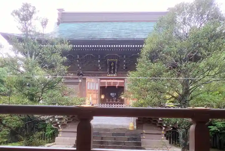 江島神社の本殿・本堂