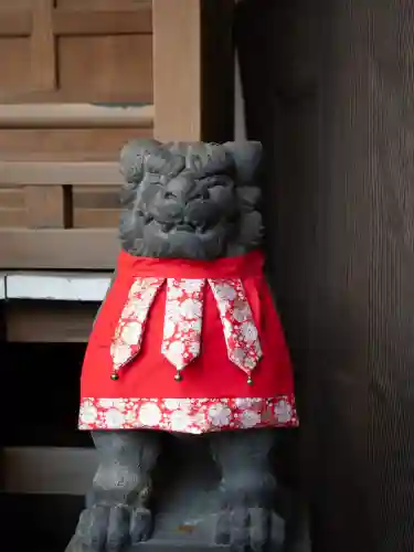 小網神社の{uncategorized: "未分類", other: "その他", undefined: "問題あり", building: "その他建物", grave: "お墓", sacred_gate: "鳥居", guardian: "狛犬", statue: "像", buddha: "仏像", history: "歴史", nature: "自然", garden: "庭園", animal: "動物", pagoda: "塔", temizu: "手水舎", mountain_gate: "山門・神門", sanctuary: "本殿・本堂", subordinate: "末社・摂社", art: "芸術", scenery: "景色", jizo: "地蔵", ema: "絵馬", goshuin: "御朱印", omikuji: "おみくじ", items: "授与品その他", amulet: "お守り", goshuincho: "御朱印帳", eats: "食事", festival: "お祭り", votive_dance: "神楽", shichigosan: "七五三参", wedding: "結婚式", experience: "体験その他", initially: "初詣", around: "周辺", anti_infection: "感染症対策"}