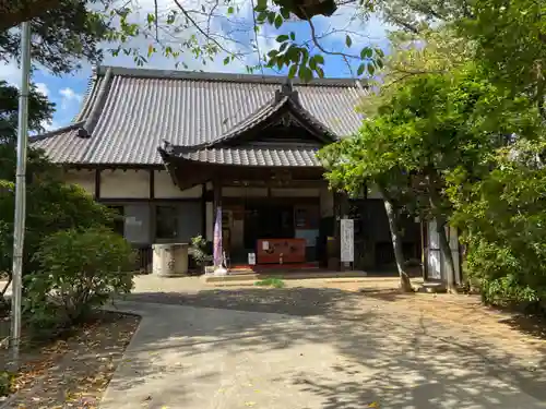 千葉寺の本殿・本堂