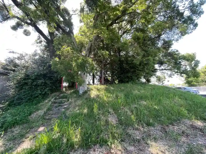 豊慶大神(稲荷山古墳)(奈良県)