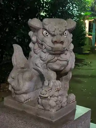 銀杏岡八幡神社の狛犬