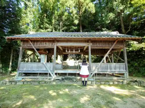 天王神社の本殿