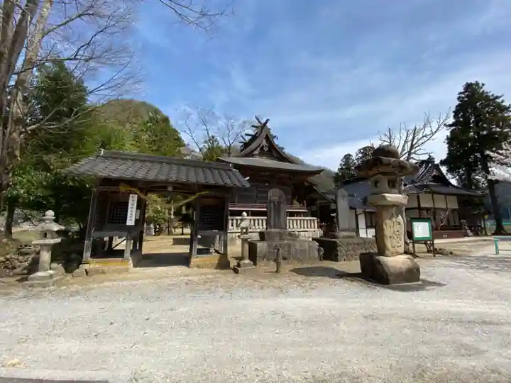 大本八幡神社(岡山県)
