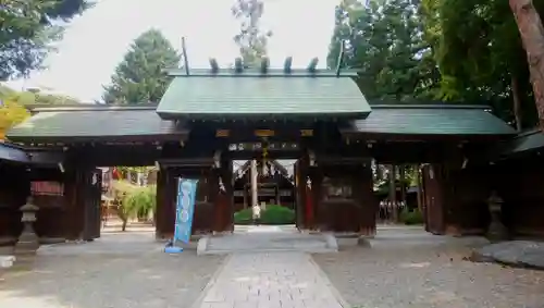 琴似神社の山門