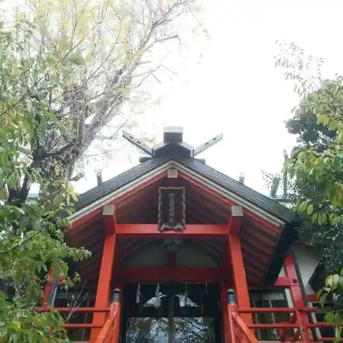 於玉稲荷神社の本殿・本堂
