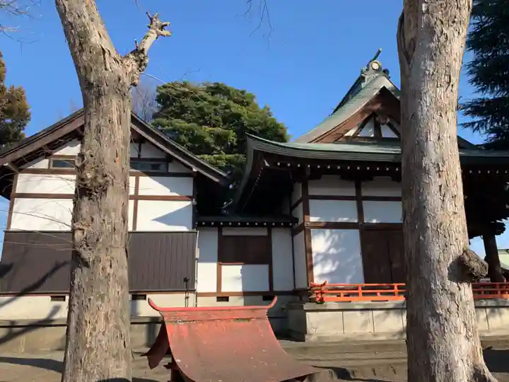 依知神社の本殿・本堂