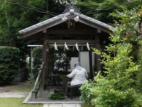 八柱神社（荒尾）の手水舎