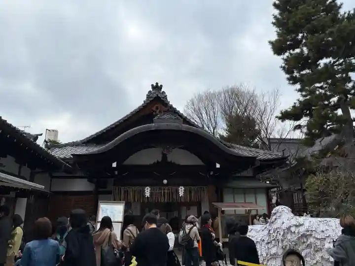 安井金比羅宮の{uncategorized: "未分類", other: "その他", undefined: "問題あり", building: "その他建物", grave: "お墓", sacred_gate: "鳥居", guardian: "狛犬", statue: "像", buddha: "仏像", history: "歴史", nature: "自然", garden: "庭園", animal: "動物", pagoda: "塔", temizu: "手水舎", mountain_gate: "山門・神門", sanctuary: "本殿・本堂", subordinate: "末社・摂社", art: "芸術", scenery: "景色", jizo: "地蔵", ema: "絵馬", goshuin: "御朱印", omikuji: "おみくじ", items: "授与品その他", amulet: "お守り", goshuincho: "御朱印帳", eats: "食事", festival: "お祭り", votive_dance: "神楽", shichigosan: "七五三参", wedding: "結婚式", experience: "体験その他", initially: "初詣", around: "周辺", anti_infection: "感染症対策"}