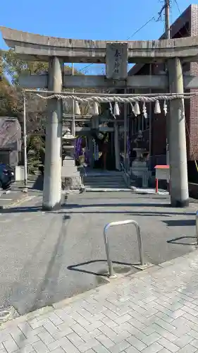 春日神社の{uncategorized: "未分類", other: "その他", undefined: "問題あり", building: "その他建物", grave: "お墓", sacred_gate: "鳥居", guardian: "狛犬", statue: "像", buddha: "仏像", history: "歴史", nature: "自然", garden: "庭園", animal: "動物", pagoda: "塔", temizu: "手水舎", mountain_gate: "山門・神門", sanctuary: "本殿・本堂", subordinate: "末社・摂社", art: "芸術", scenery: "景色", jizo: "地蔵", ema: "絵馬", goshuin: "御朱印", omikuji: "おみくじ", items: "授与品その他", amulet: "お守り", goshuincho: "御朱印帳", eats: "食事", festival: "お祭り", votive_dance: "神楽", shichigosan: "七五三参", wedding: "結婚式", experience: "体験その他", initially: "初詣", around: "周辺", anti_infection: "感染症対策"}