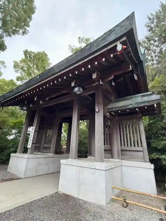 寒川神社の{uncategorized: "未分類", other: "その他", undefined: "問題あり", building: "その他建物", grave: "お墓", sacred_gate: "鳥居", guardian: "狛犬", statue: "像", buddha: "仏像", history: "歴史", nature: "自然", garden: "庭園", animal: "動物", pagoda: "塔", temizu: "手水舎", mountain_gate: "山門・神門", sanctuary: "本殿・本堂", subordinate: "末社・摂社", art: "芸術", scenery: "景色", jizo: "地蔵", ema: "絵馬", goshuin: "御朱印", omikuji: "おみくじ", items: "授与品その他", amulet: "お守り", goshuincho: "御朱印帳", eats: "食事", festival: "お祭り", votive_dance: "神楽", shichigosan: "七五三参", wedding: "結婚式", experience: "体験その他", initially: "初詣", around: "周辺", anti_infection: "感染症対策"}