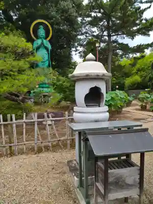 西大寺愛染堂(奈良県)