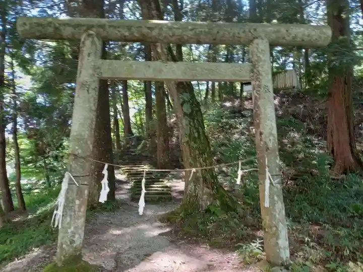 阿智神社奥宮(長野県)