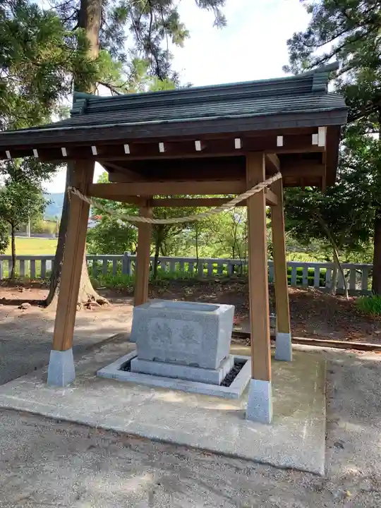 山郷神社の手水舎