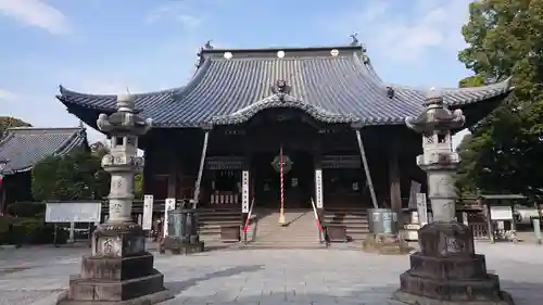 鑁阿寺の本殿・本堂