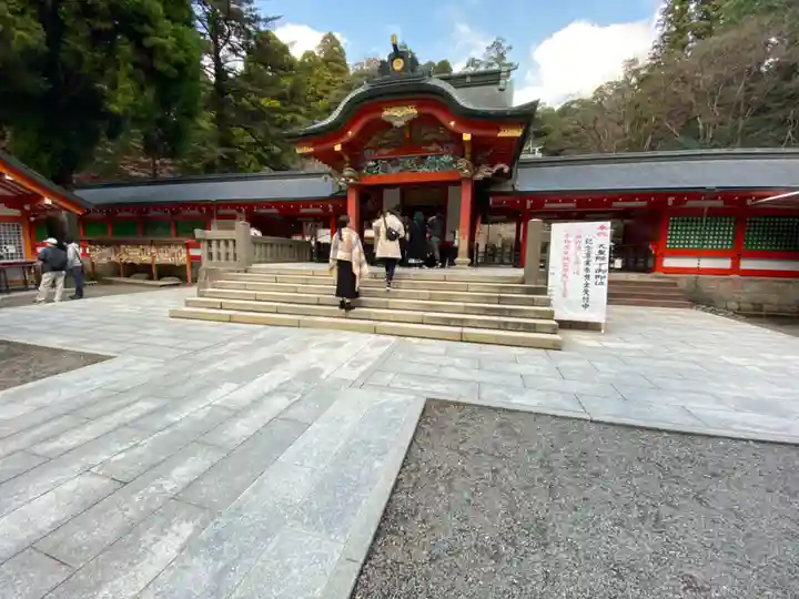 霧島神宮の本殿・本堂