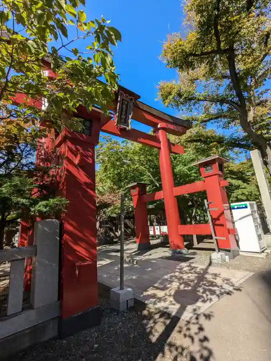 彌彦神社 (伊夜日子神社)の鳥居