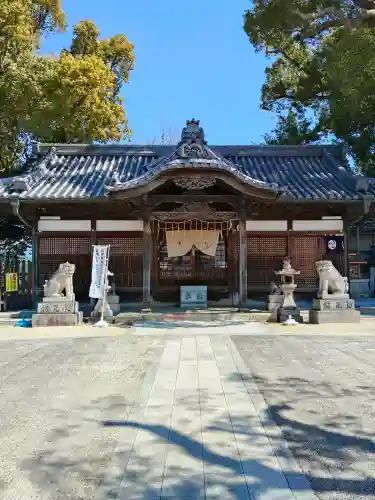 踞尾八幡神社の{uncategorized: "未分類", other: "その他", undefined: "問題あり", building: "その他建物", grave: "お墓", sacred_gate: "鳥居", guardian: "狛犬", statue: "像", buddha: "仏像", history: "歴史", nature: "自然", garden: "庭園", animal: "動物", pagoda: "塔", temizu: "手水舎", mountain_gate: "山門・神門", sanctuary: "本殿・本堂", subordinate: "末社・摂社", art: "芸術", scenery: "景色", jizo: "地蔵", ema: "絵馬", goshuin: "御朱印", omikuji: "おみくじ", items: "授与品その他", amulet: "お守り", goshuincho: "御朱印帳", eats: "食事", festival: "お祭り", votive_dance: "神楽", shichigosan: "七五三参", wedding: "結婚式", experience: "体験その他", initially: "初詣", around: "周辺", anti_infection: "感染症対策"}
