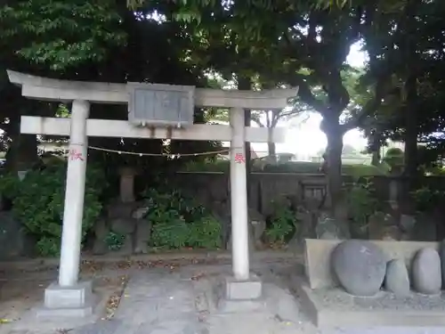奥戸天祖神社の鳥居
