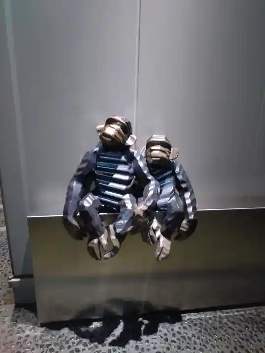 宝童稲荷神社の像