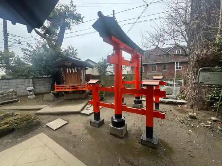 葛西神社の{uncategorized: "未分類", other: "その他", undefined: "問題あり", building: "その他建物", grave: "お墓", sacred_gate: "鳥居", guardian: "狛犬", statue: "像", buddha: "仏像", history: "歴史", nature: "自然", garden: "庭園", animal: "動物", pagoda: "塔", temizu: "手水舎", mountain_gate: "山門・神門", sanctuary: "本殿・本堂", subordinate: "末社・摂社", art: "芸術", scenery: "景色", jizo: "地蔵", ema: "絵馬", goshuin: "御朱印", omikuji: "おみくじ", items: "授与品その他", amulet: "お守り", goshuincho: "御朱印帳", eats: "食事", festival: "お祭り", votive_dance: "神楽", shichigosan: "七五三参", wedding: "結婚式", experience: "体験その他", initially: "初詣", around: "周辺", anti_infection: "感染症対策"}