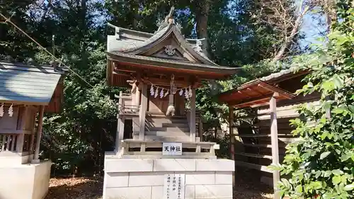 氷川神社の本殿